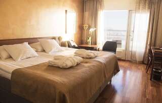 Отель Hotel Arkipelag Мариехамн Улучшенный двухместный номер с 1 кроватью и видом на море-5