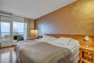 Отель Hotel Arkipelag Мариехамн Улучшенный двухместный номер с 1 кроватью и видом на море-4